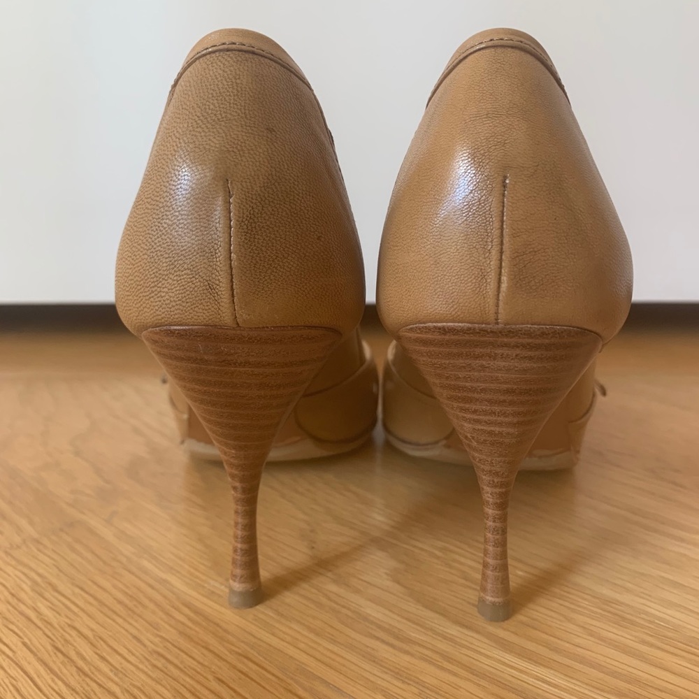 Prada Tan Leather Pointed Toe Heels with Perforated Detailing - Picture 4 of 6